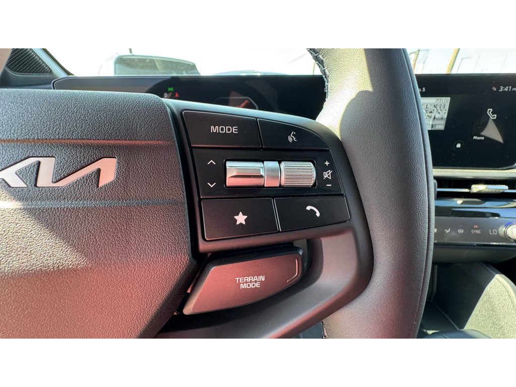 New 2027 Wolf Gray / Black Roof Kia X-Pro Prestige image 12
