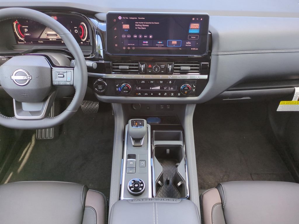 New 2026 Boulder Gray Pearl / Super Black Two-tone Nissan Platinum image 15