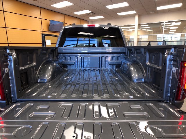 New 2026 Carbonized Gray Metallic Ford Lariat® image 22