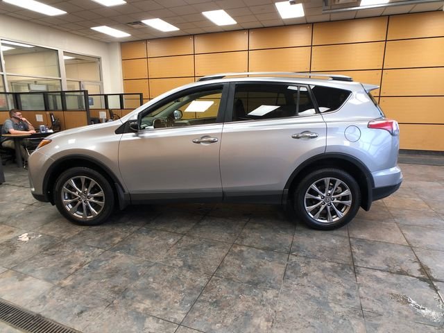 Certified Used 2018 Silver Sky Metallic Toyota Limited image 4