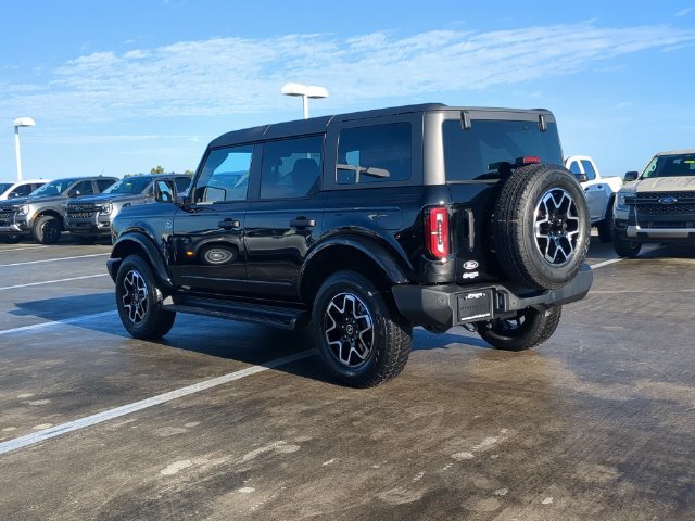 New 2026 Shadow Black Ford Outer Banks® image 107