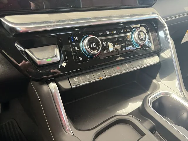 New 2026 White GMC Denali Ultimate image 23