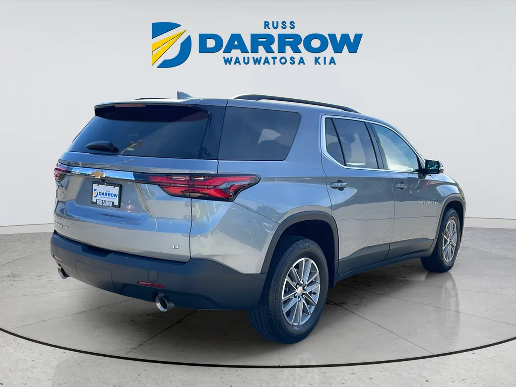 Used 2023 Gray Chevrolet LT image 4