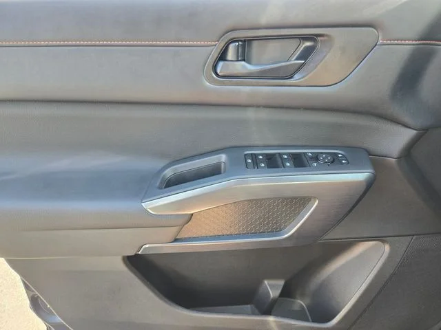 Used 2025 Gray Nissan Rock Creek image 36