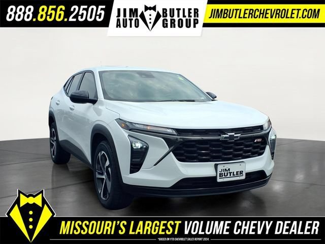 Used 2024 Summit White Chevrolet 1RS image 24