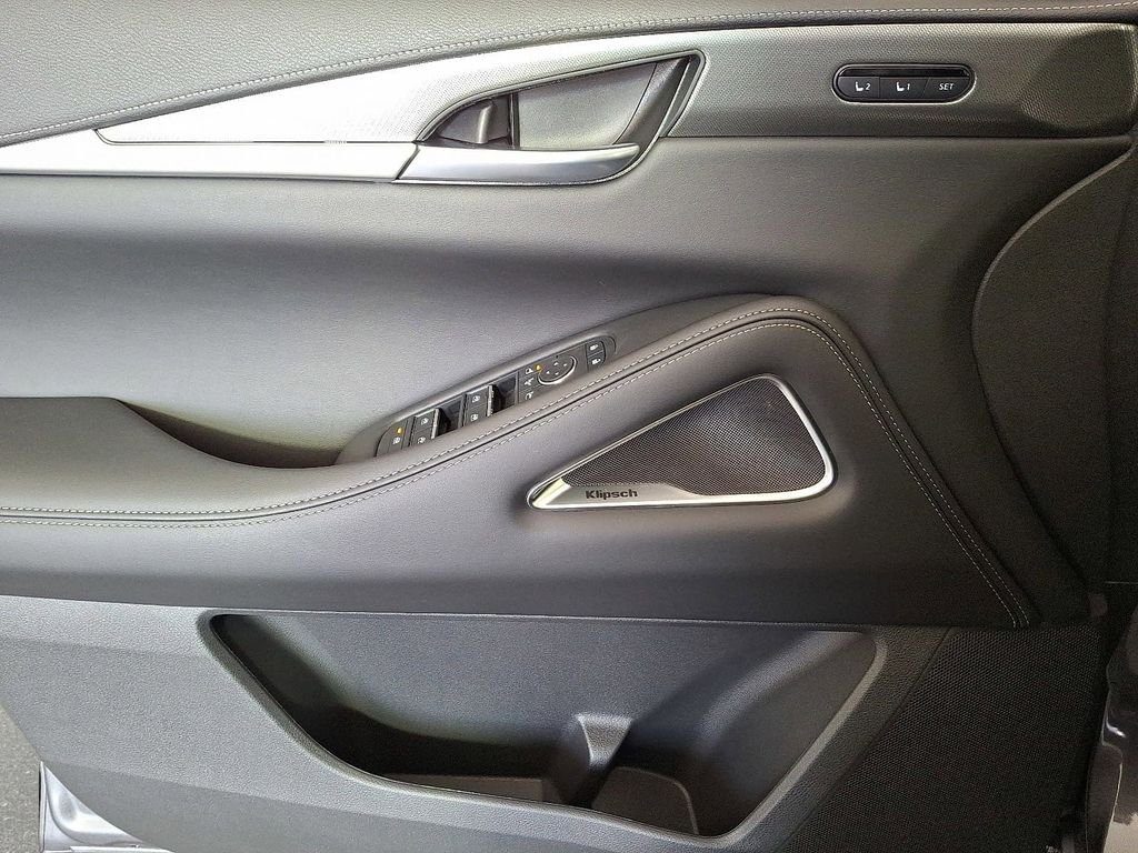 Certified Used 2026 Graphite Shadow INFINITI LUXE image 9