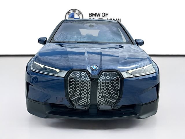 Certified Used 2023 Blue BMW xDrive50 image 2