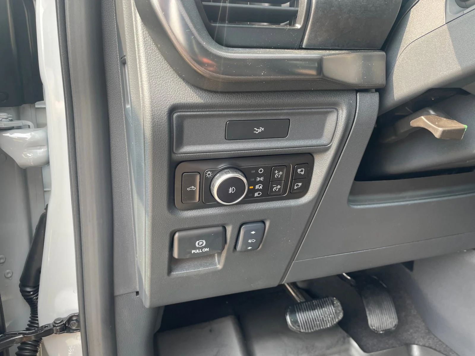 New 2026 Avalanche Ford Tremor image 16