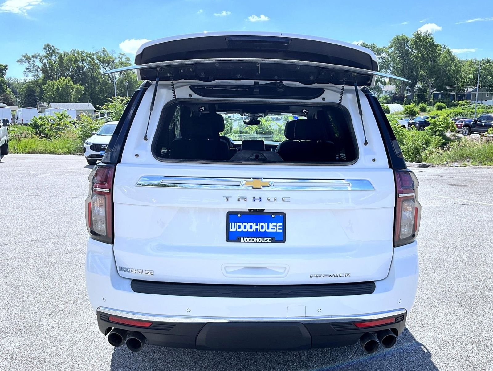 Used 2021 White Chevrolet Premier image 9