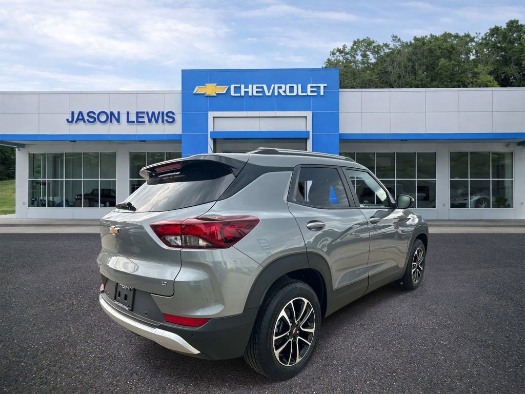 New 2026 Sterling Gray Metallic Chevrolet LT image 4