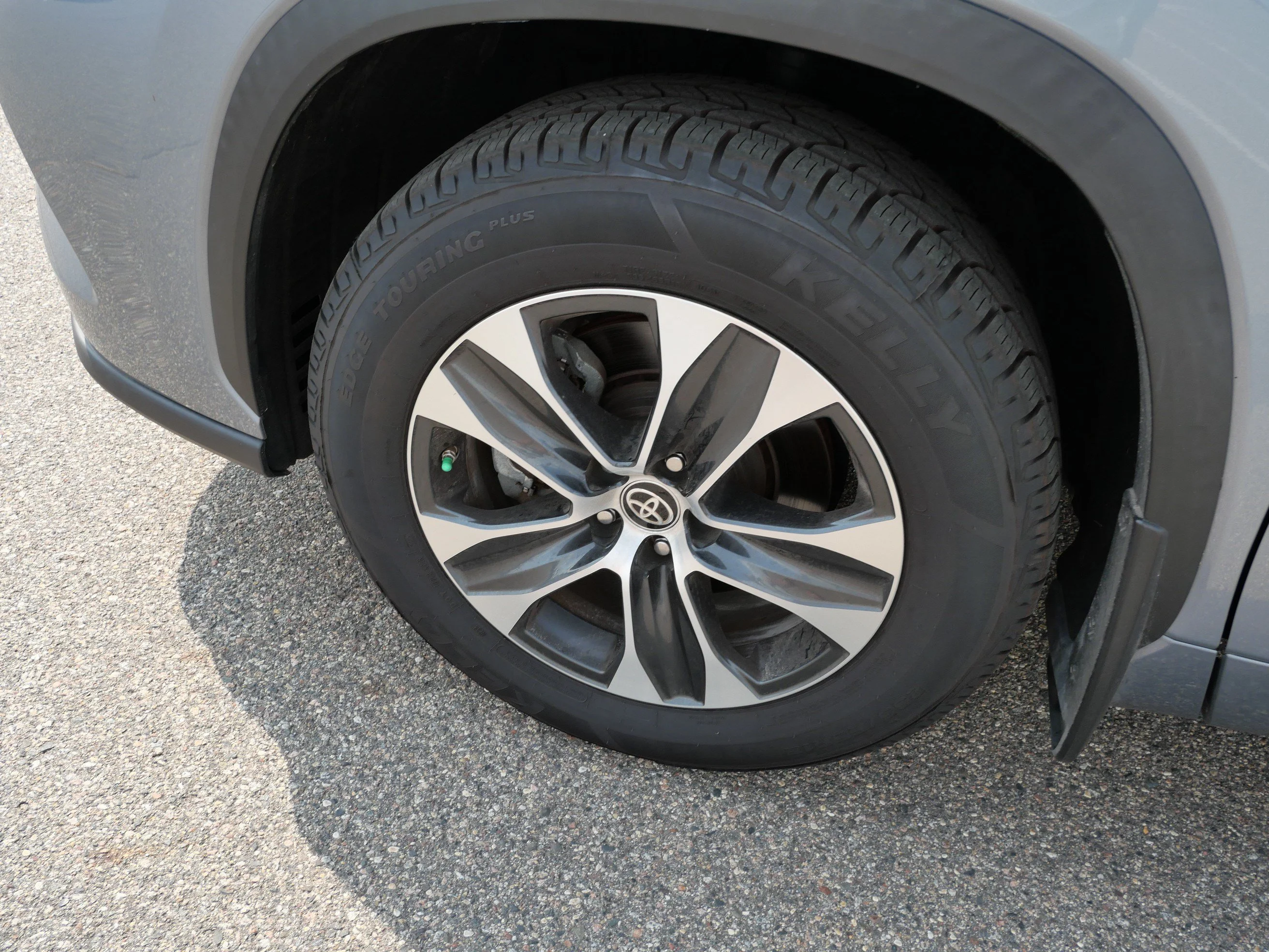 2024 Toyota Highlander XLE - Photo 15