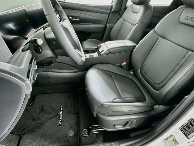 New 2026 Hyundai TUCSON XRT