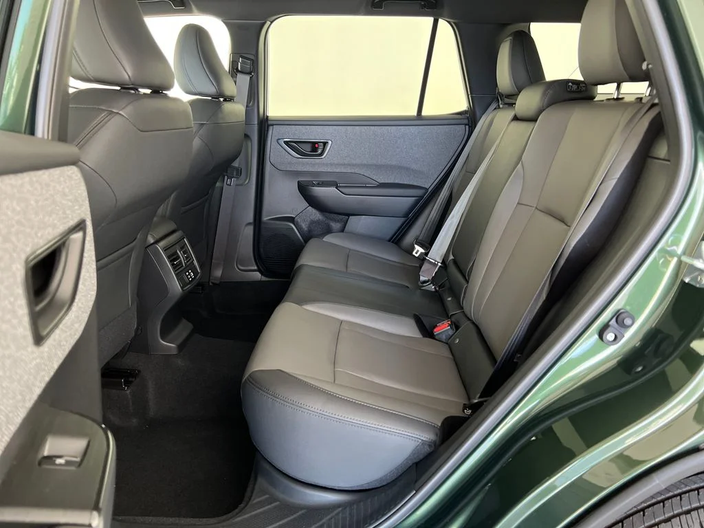New 2026 DEEP EMERALD GREEN PEARL Subaru Premium image 27