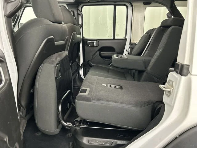 Used 2024 White Jeep Rubicon 4xe image 27