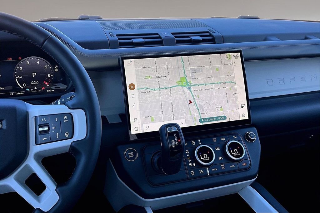 New 2026 FUJI WHITE Land Rover S image 6