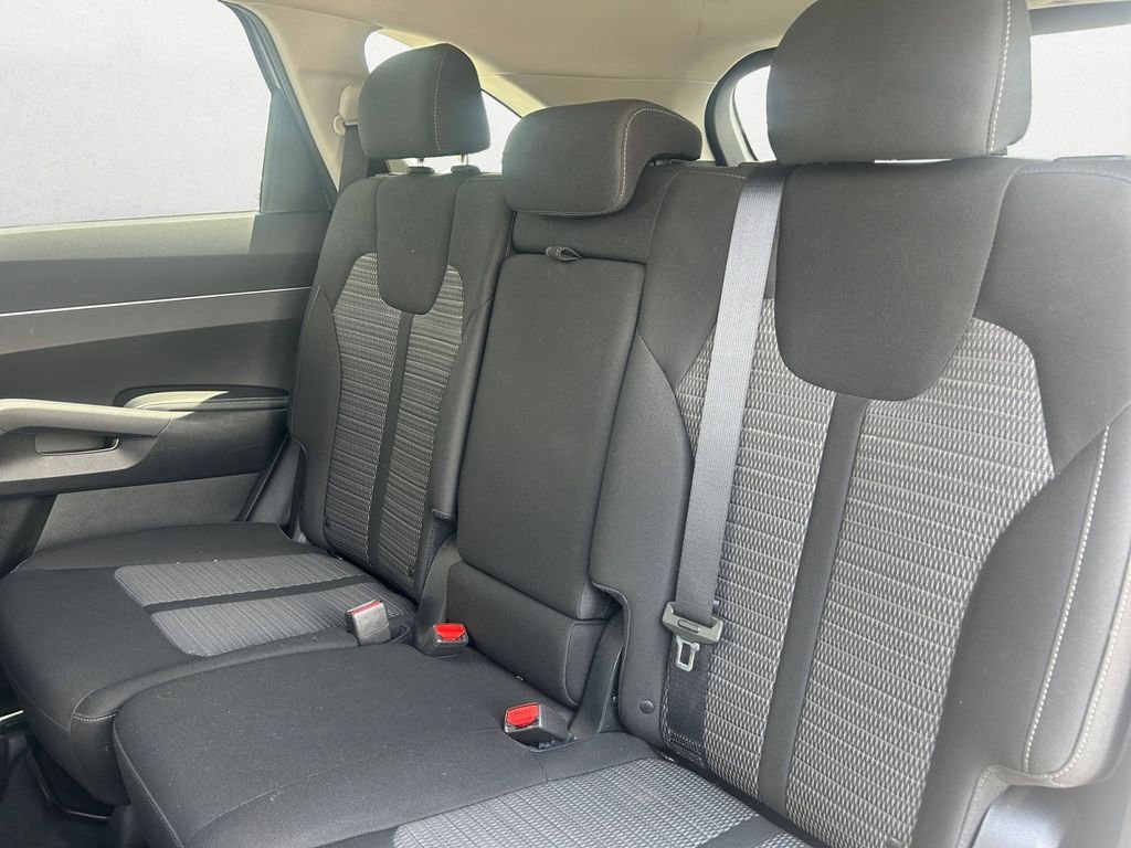 Used 2021 Silver Kia LX image 9