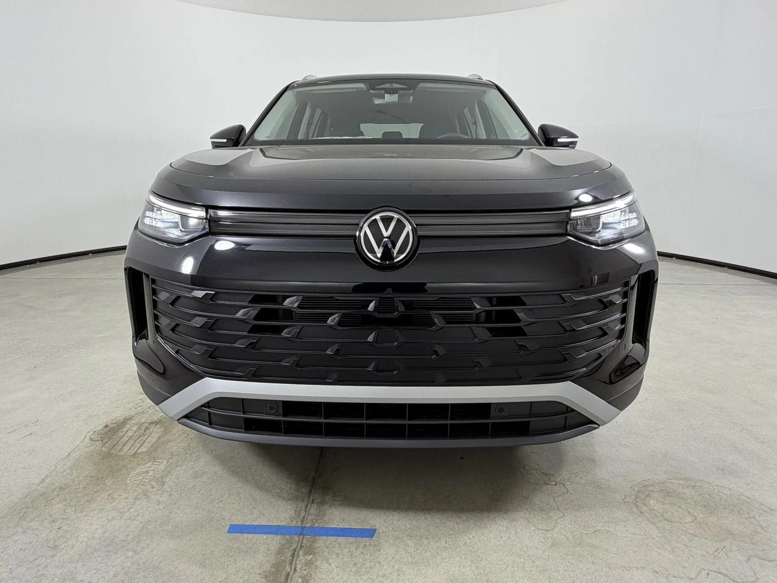 New 2026 Deep Black Pearl Volkswagen S image 2