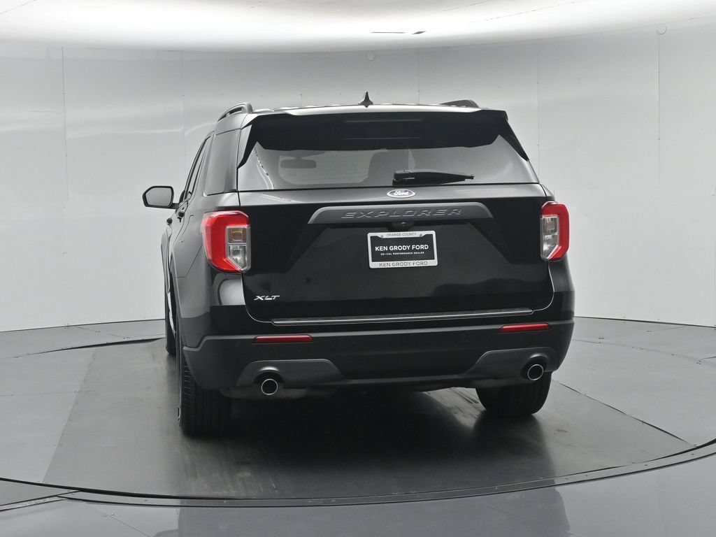 Certified Used 2023 Black Ford XLT image 36