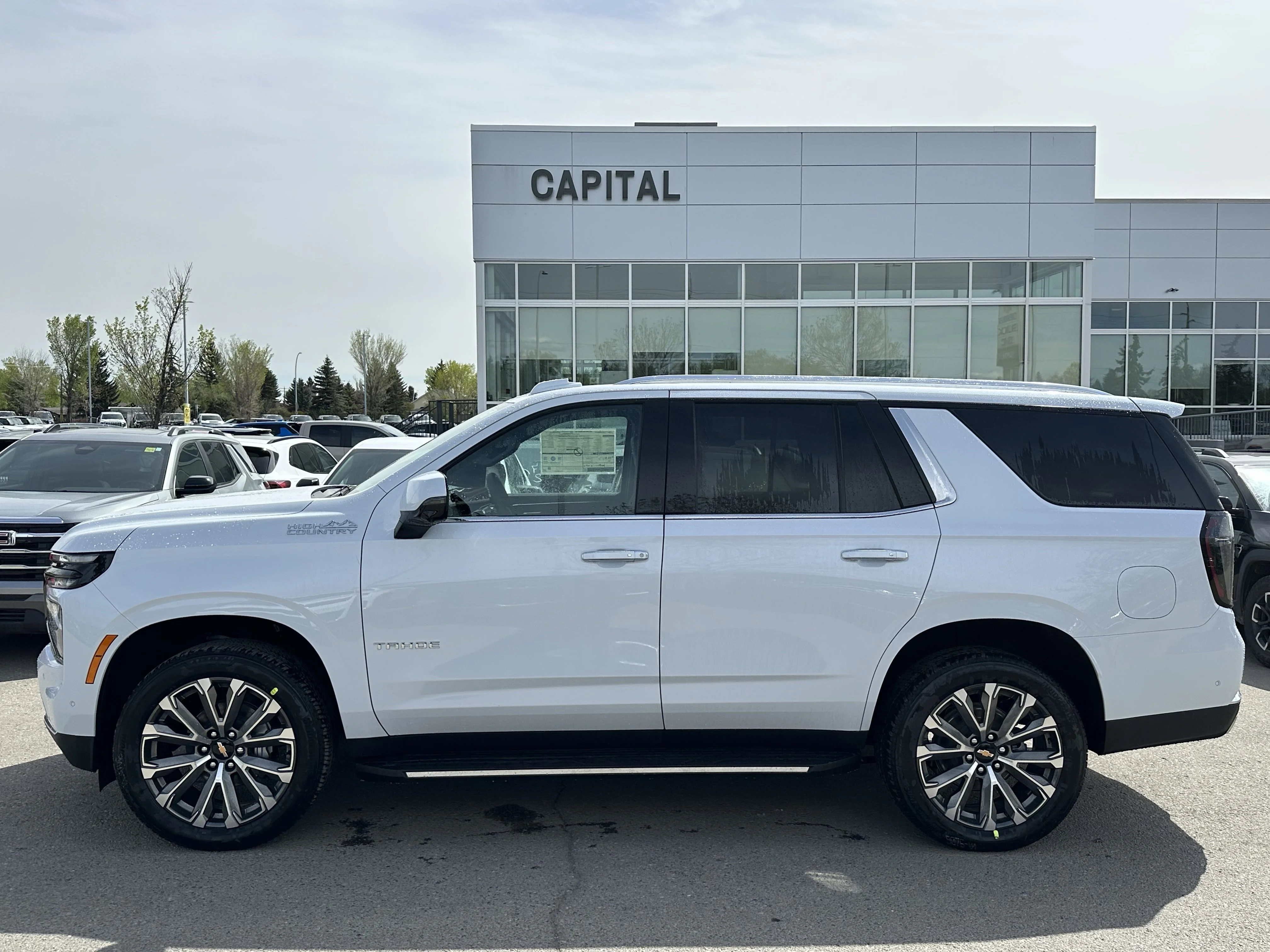 New 2026 Polar White Tricoat Chevrolet High Country image 3
