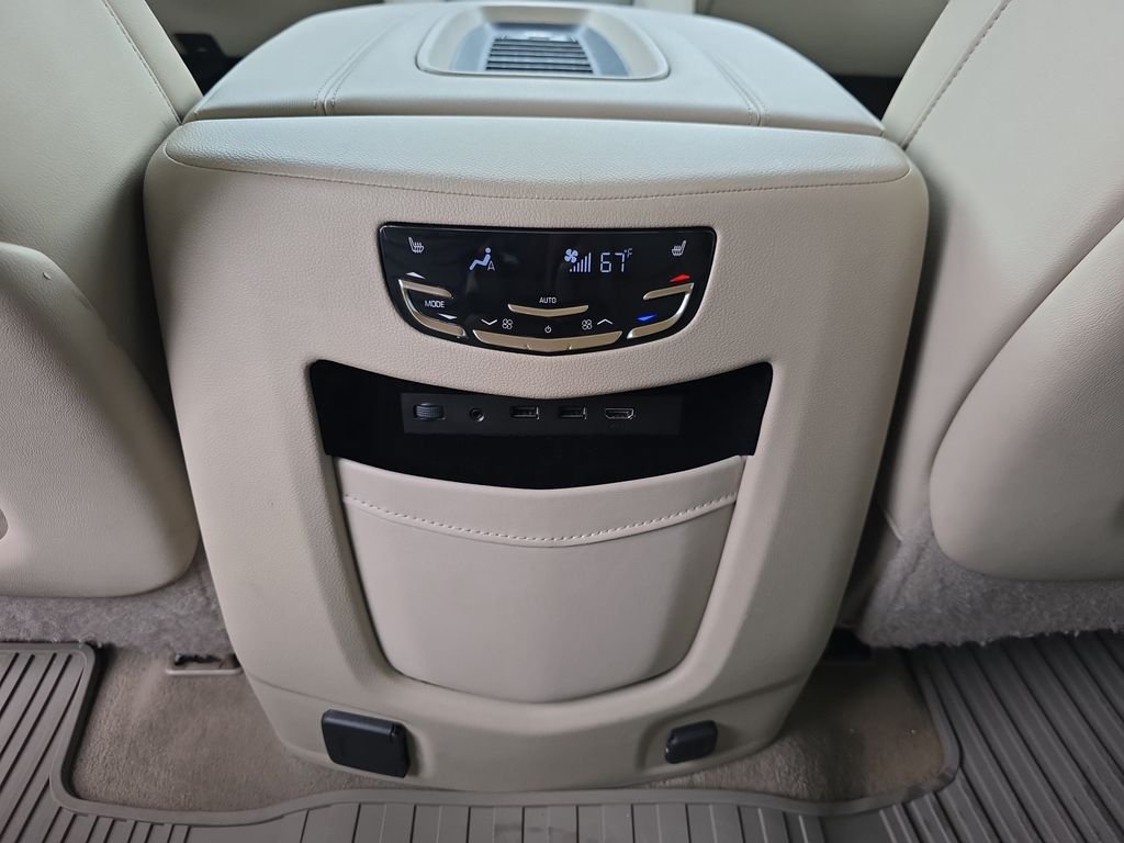 Used 2020 Crystal White Tricoat Cadillac Luxury image 32