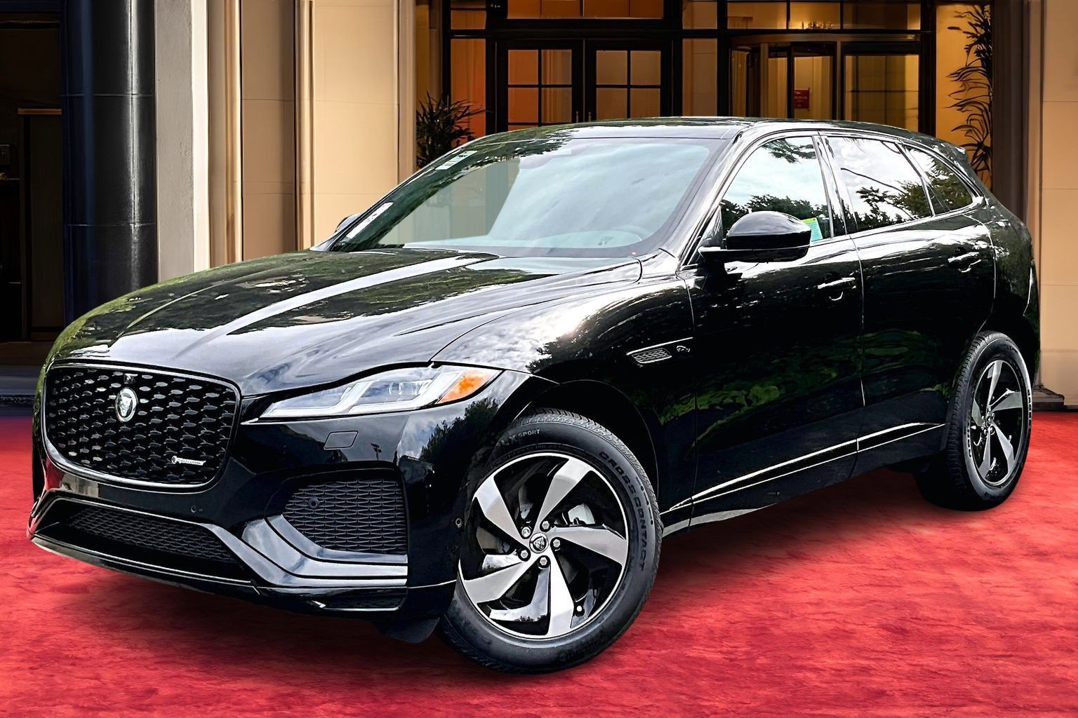 2025 Jaguar F-PACE R-Dynamic S