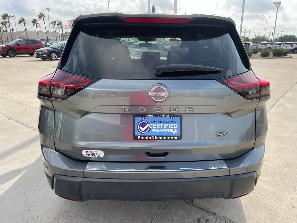 Used 2024 Gray Nissan SV image 6