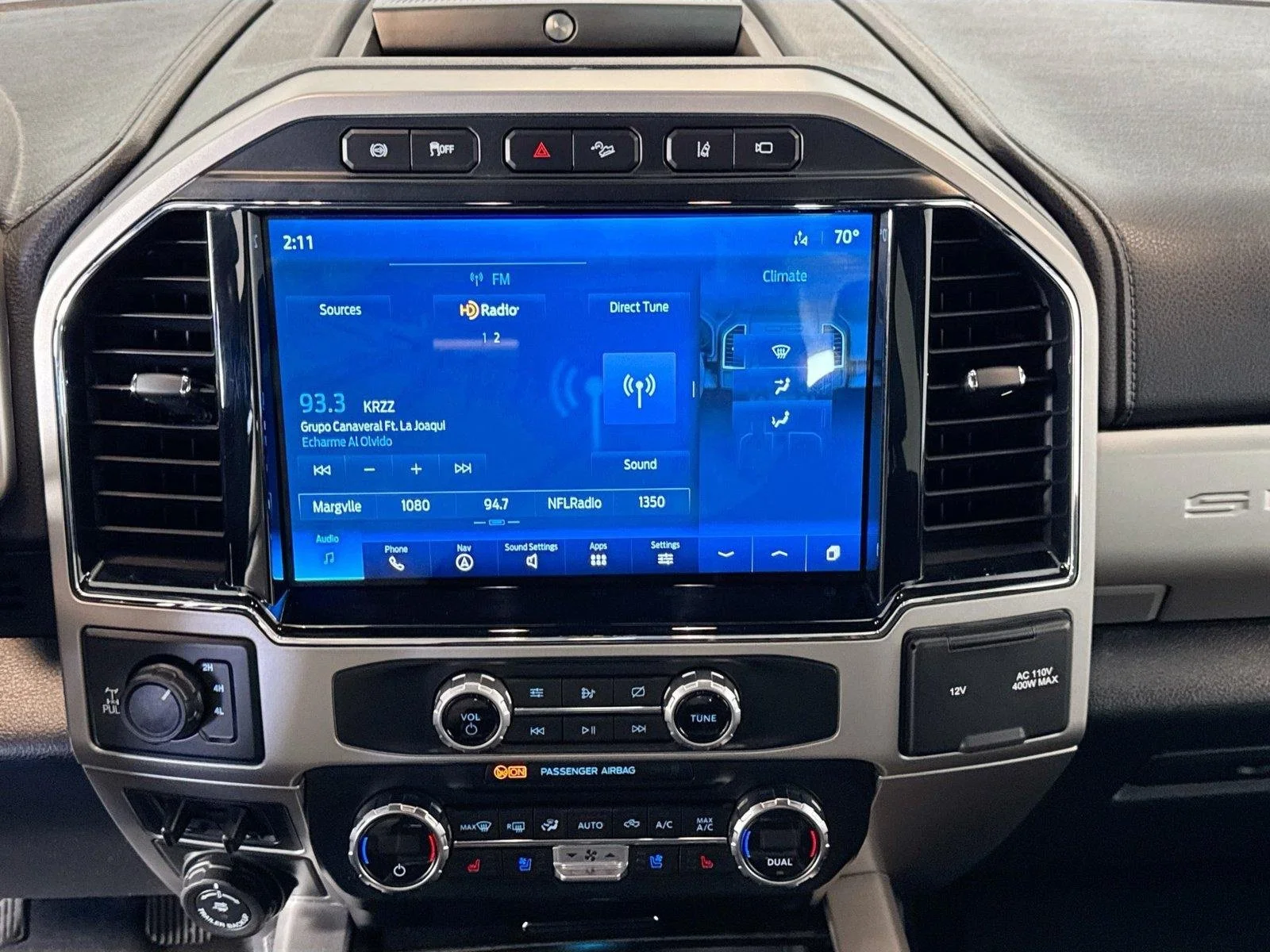 Used 2022 Antimatter Blue Metallic Ford LARIAT image 15