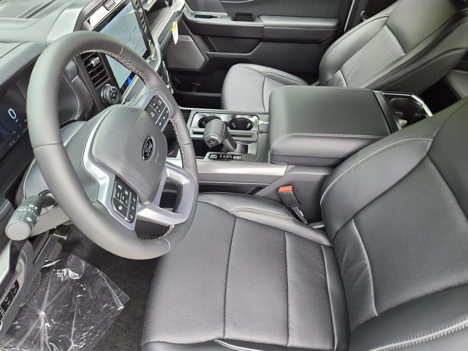 New 2026 Oxford White Ford Lariat® image 8