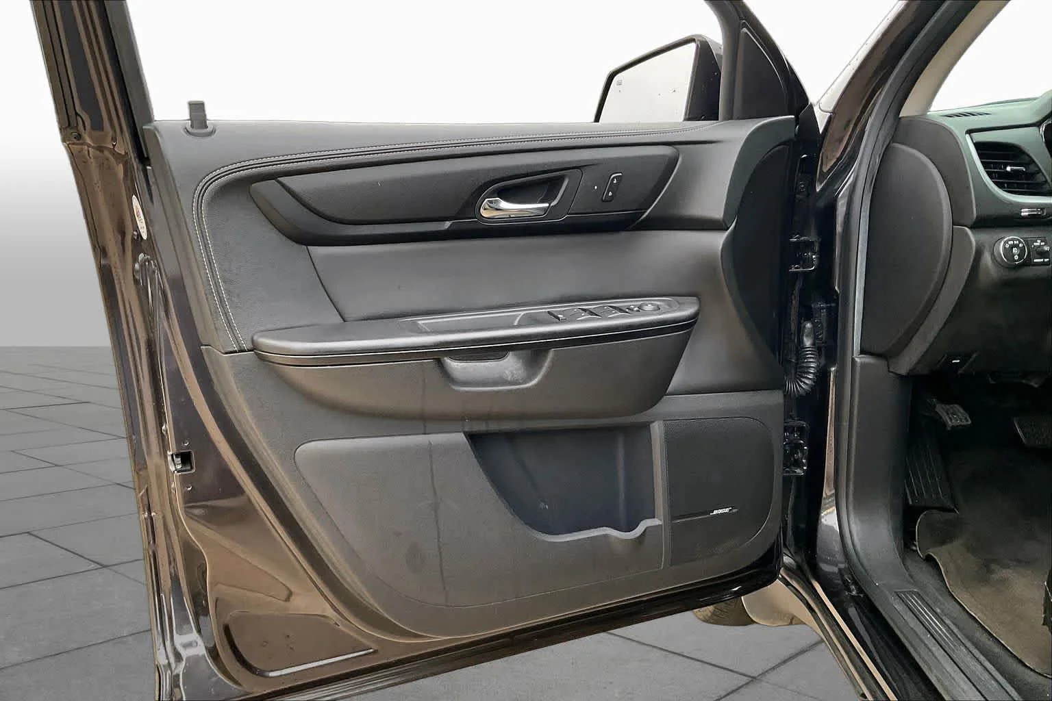 Used 2016 Tungsten Metallic Chevrolet LT image 20