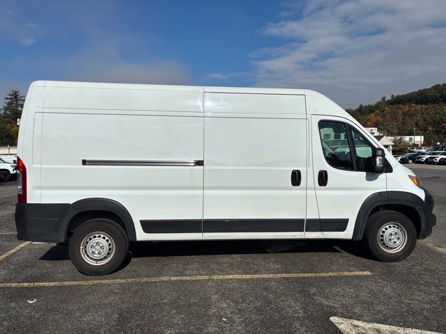 Used 2026 White Ram High Roof image 9