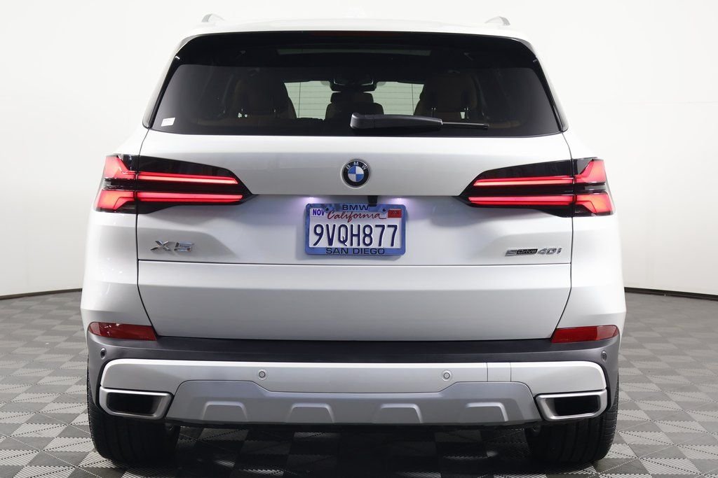 Certified Used 2026 Mineral White Metallic BMW sDrive40i image 5