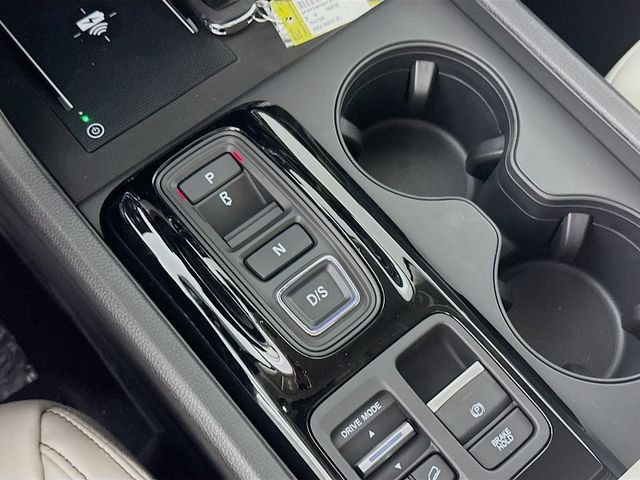 New 2026 Sonic Gray Pearl Honda RTL image 15