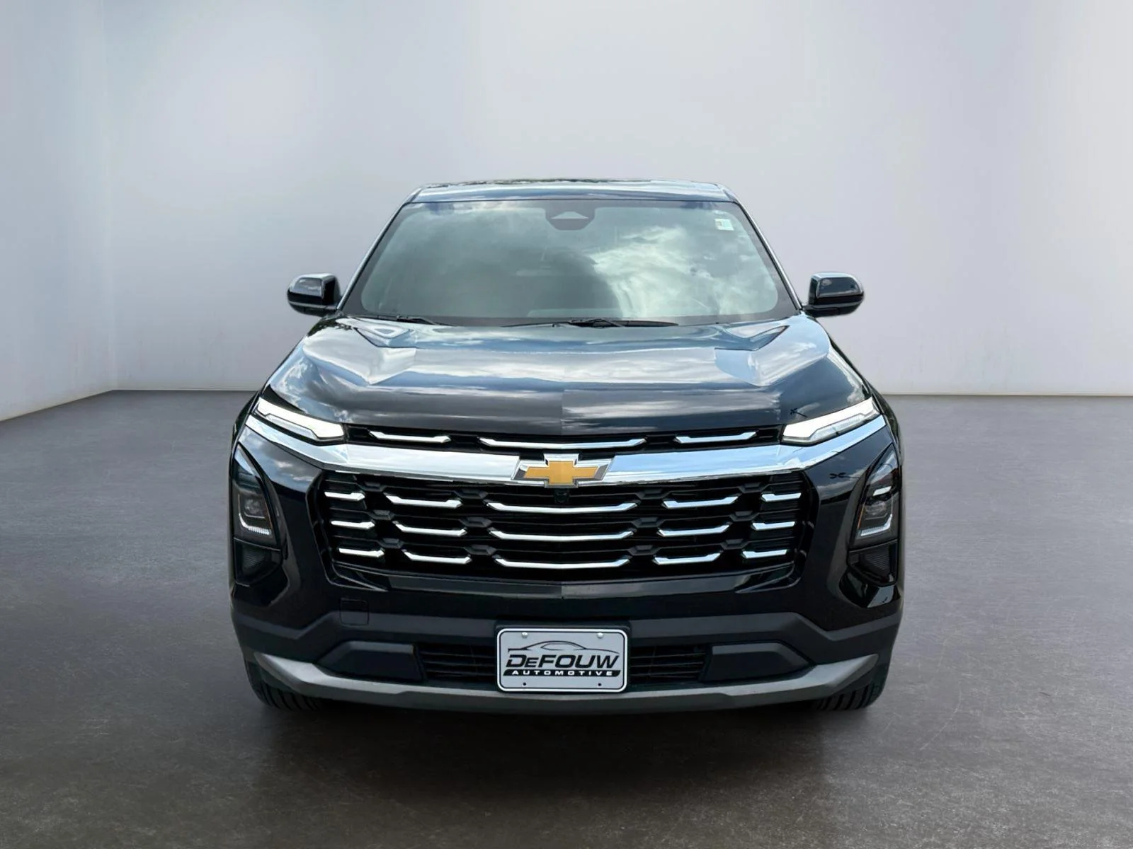 Used 2026 Mosaic Black Metallic Chevrolet AWD LT image 8