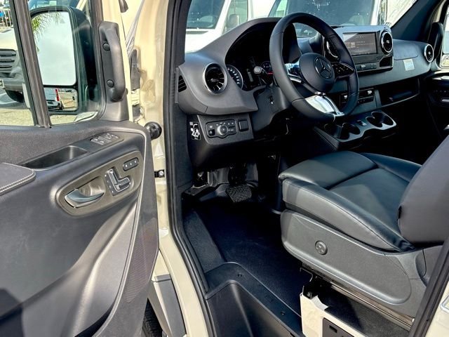 New 2026 Pebble Gray Mercedes-Benz Cargo 170 WB image 11