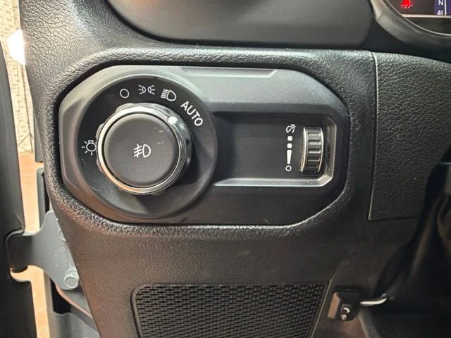 Used 2023 Sting-Gray Clearcoat Jeep Sport image 20
