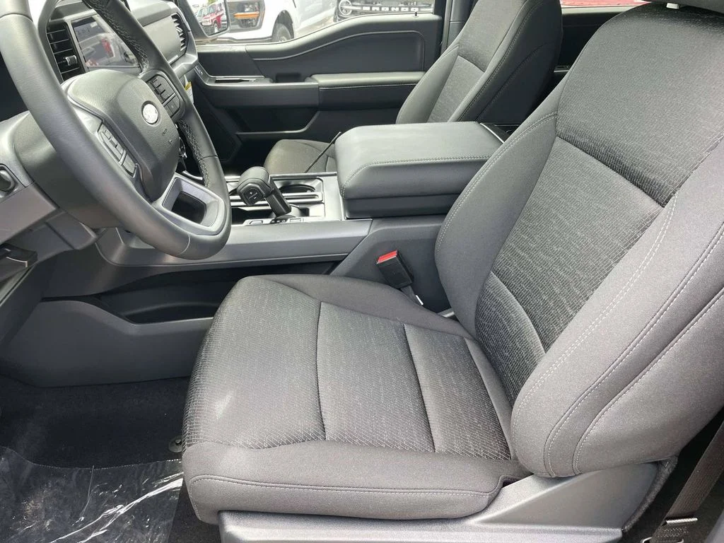 New 2026 Antimatter Blue Metallic Ford XLT image 13