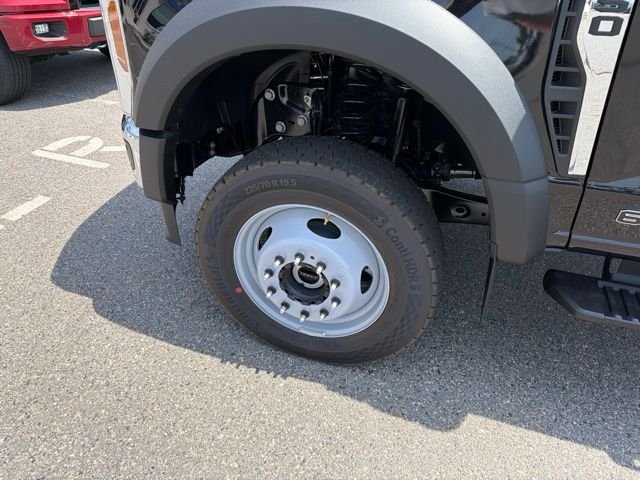 New 2026 Agate Black Metallic Ford F-550® XL image 7