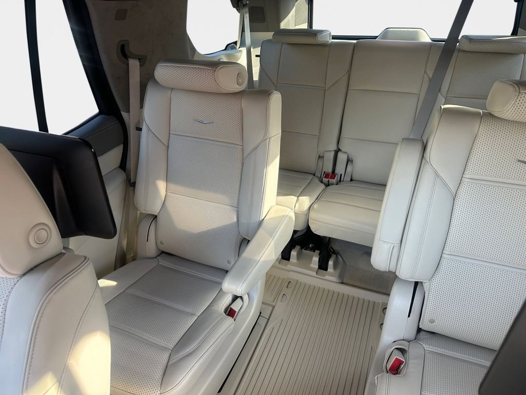 Used 2025 Brown Cadillac Sport Platinum image 9