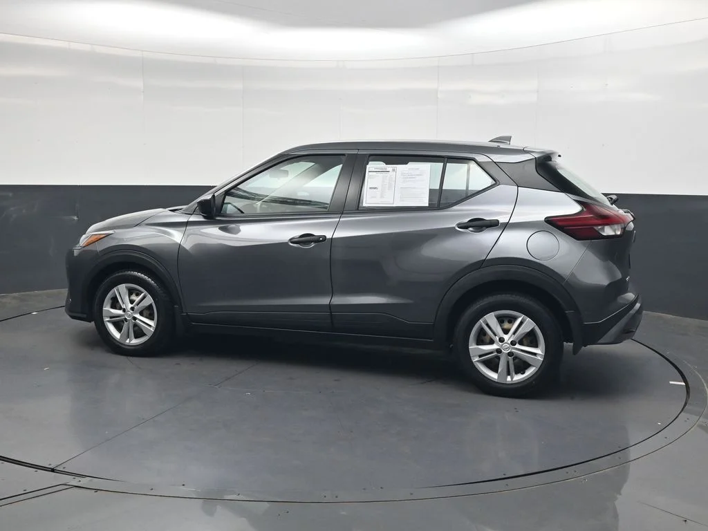 Used 2024 Gray Nissan S image 8