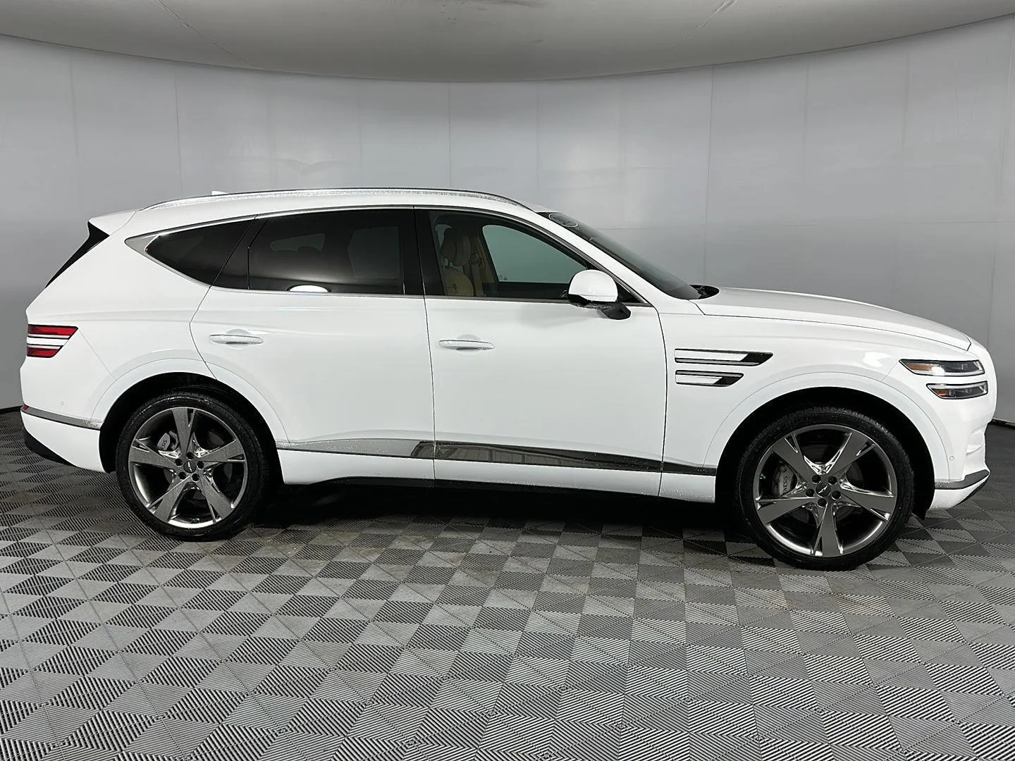 Used 2023 Alta White Genesis 3.5T image 33