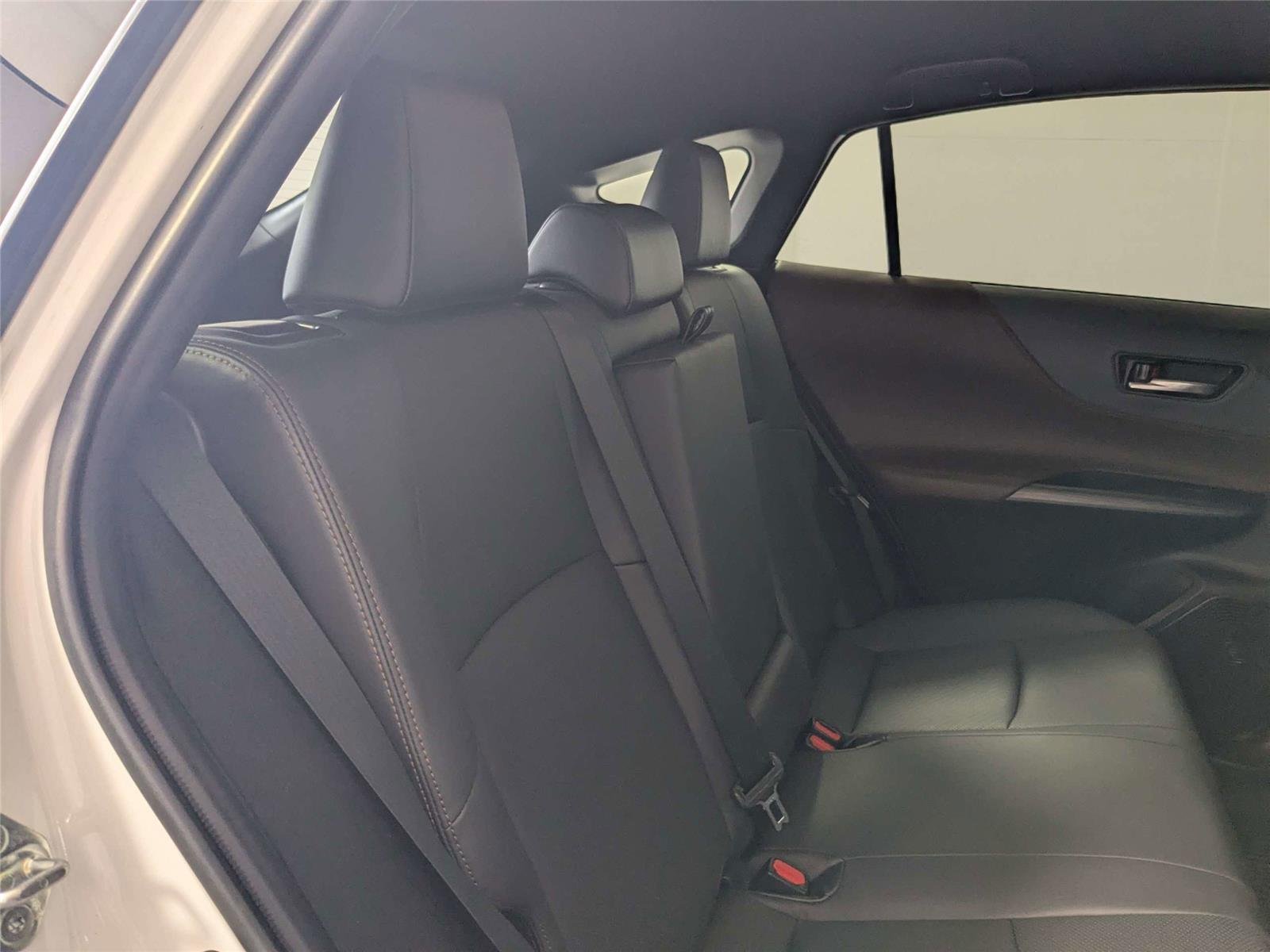 Certified Used 2023 Wind Chill Pearl Toyota Limited image 29