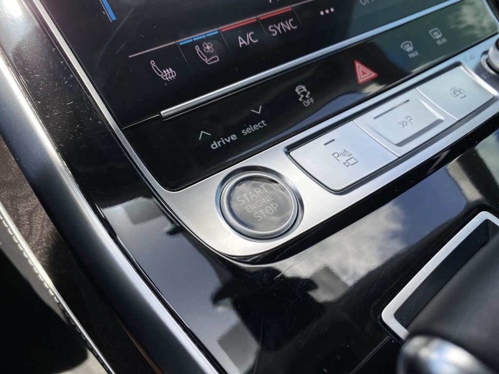 Used 2023 Glacier White Audi 55 Prestige image 27