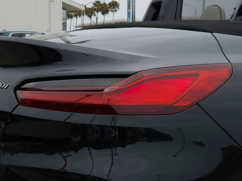 New 2026 Black Sapphire Metallic BMW sDrive30i image 5