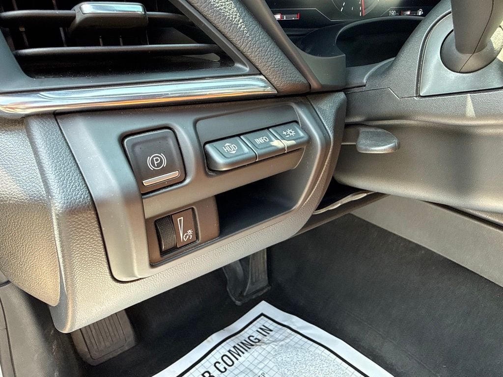 Used 2023 Silver Cadillac Premium Luxury image 22