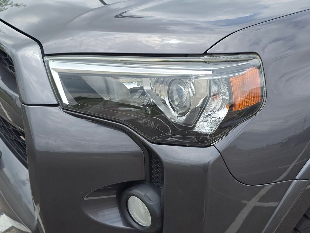 Used 2017 Gray Toyota SR5 Premium image 15