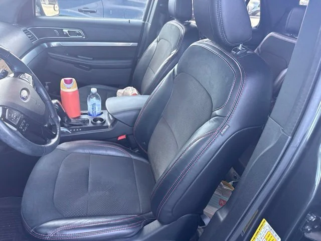 Used 2019 Gray Ford XLT image 36