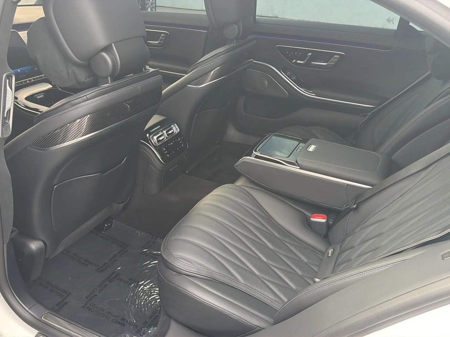Used 2024 Moonlight White Mercedes-Benz AMG® S 63 E image 25