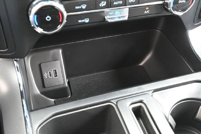 New 2026 Agate Black Metallic Ford XLT image 27