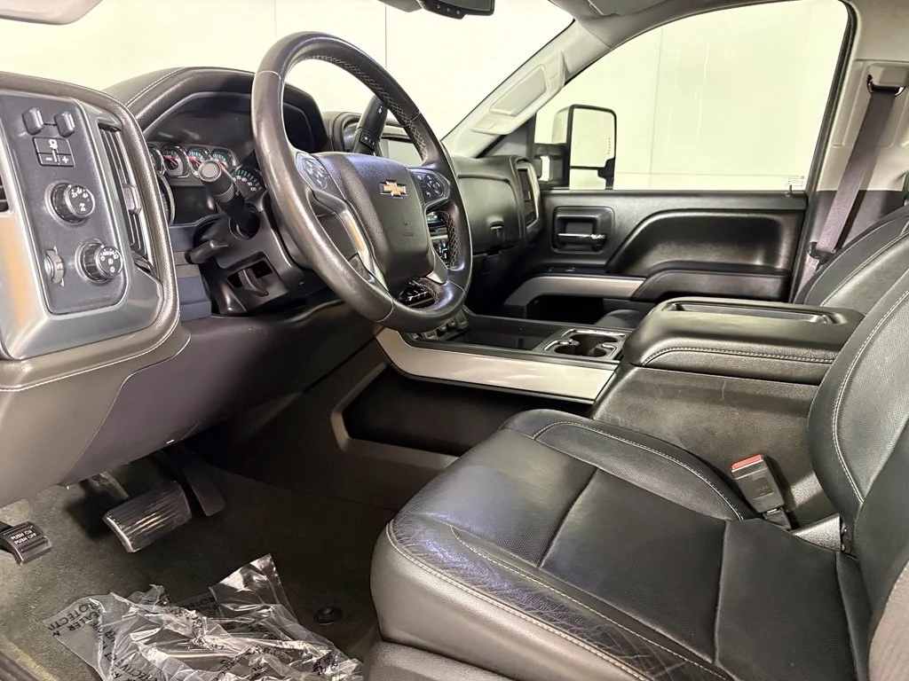 Used 2015 Gray Chevrolet LTZ image 21