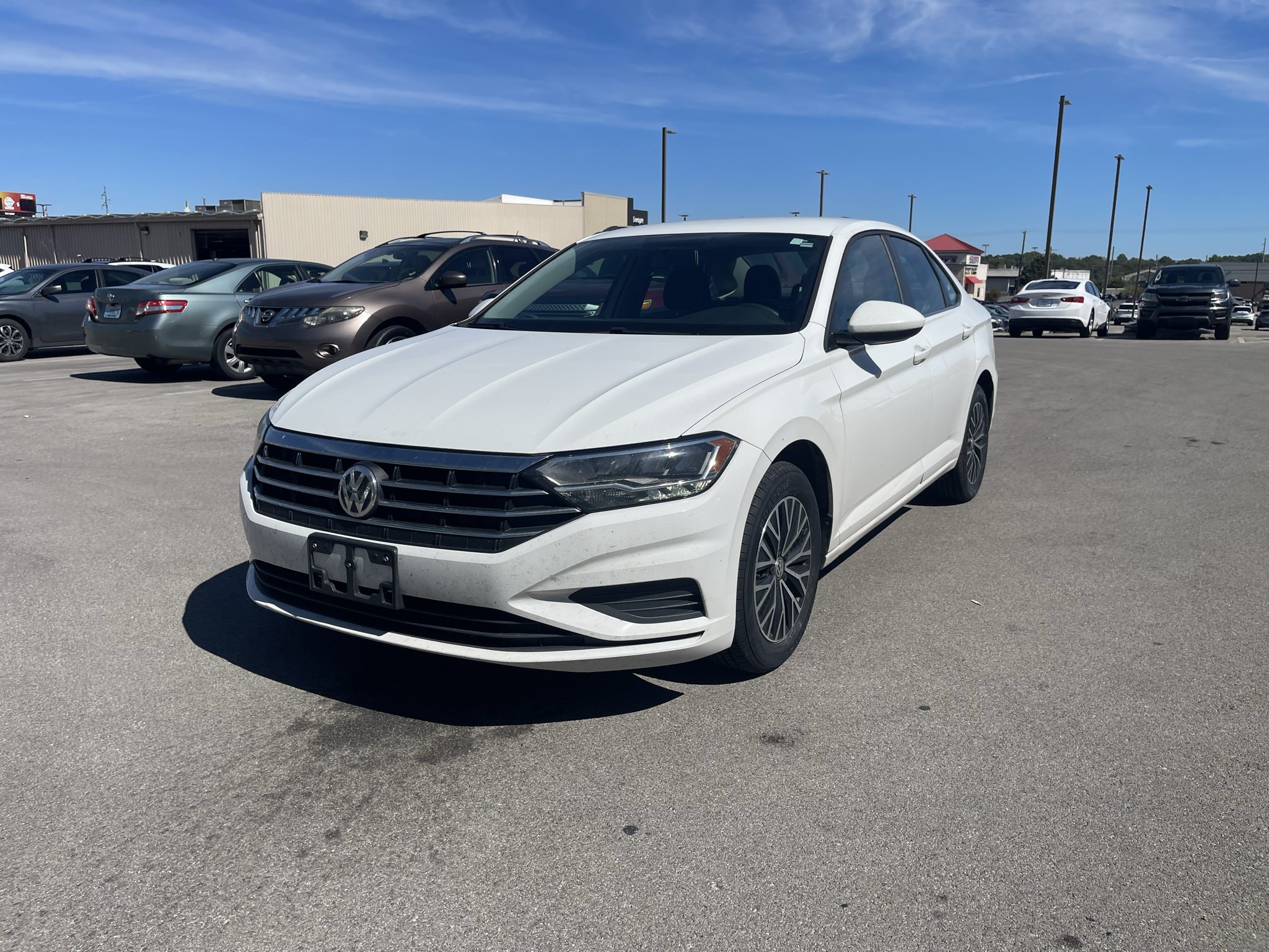 Used 2021 Pure White Volkswagen S image 1